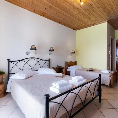 Apartment Apostolos 4 *