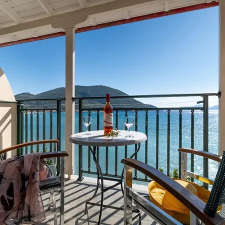Apostolos 4 Apartment Pondi