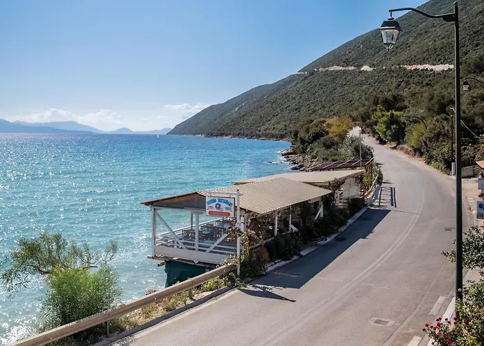 Апартаменты Apostolos 4 *